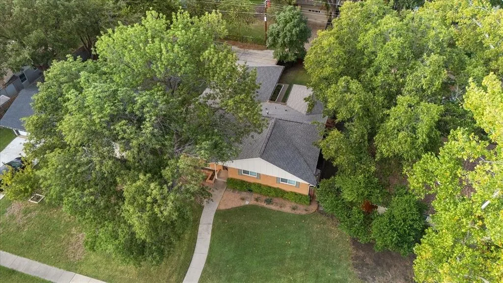 1216 Cypress Drive