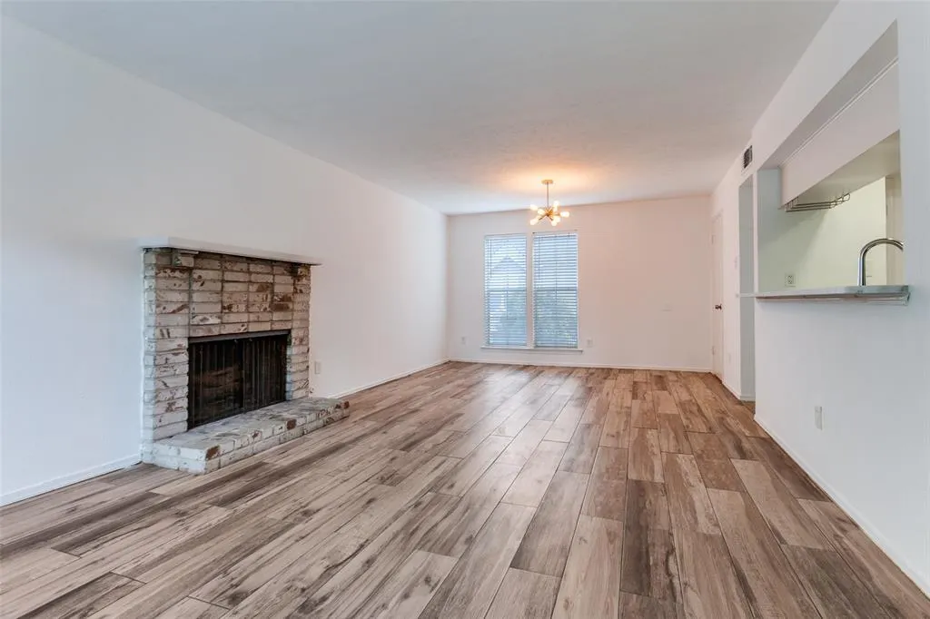 5881 Preston View Boulevard, #215