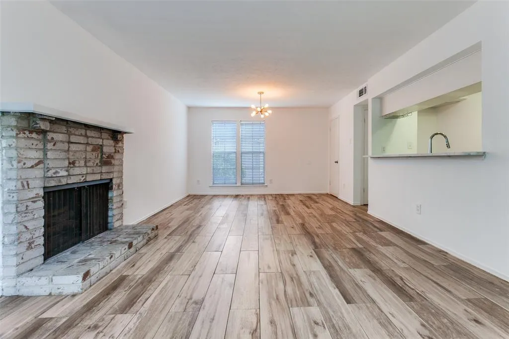 5881 Preston View Boulevard, #215
