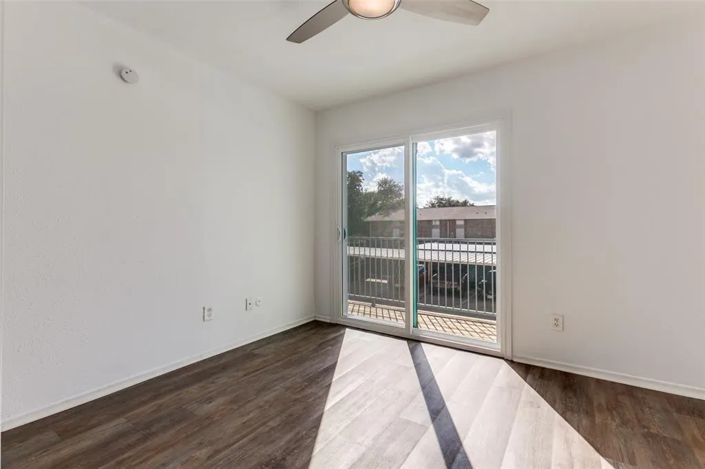 5881 Preston View Boulevard, #215