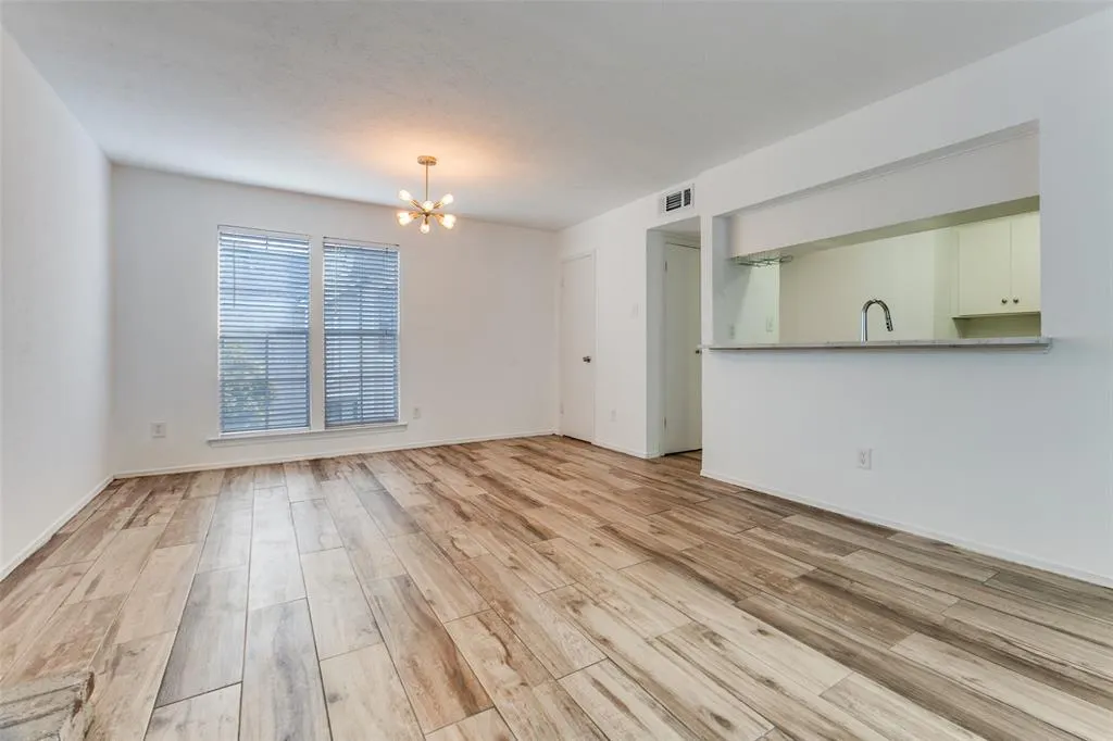 5881 Preston View Boulevard, #215