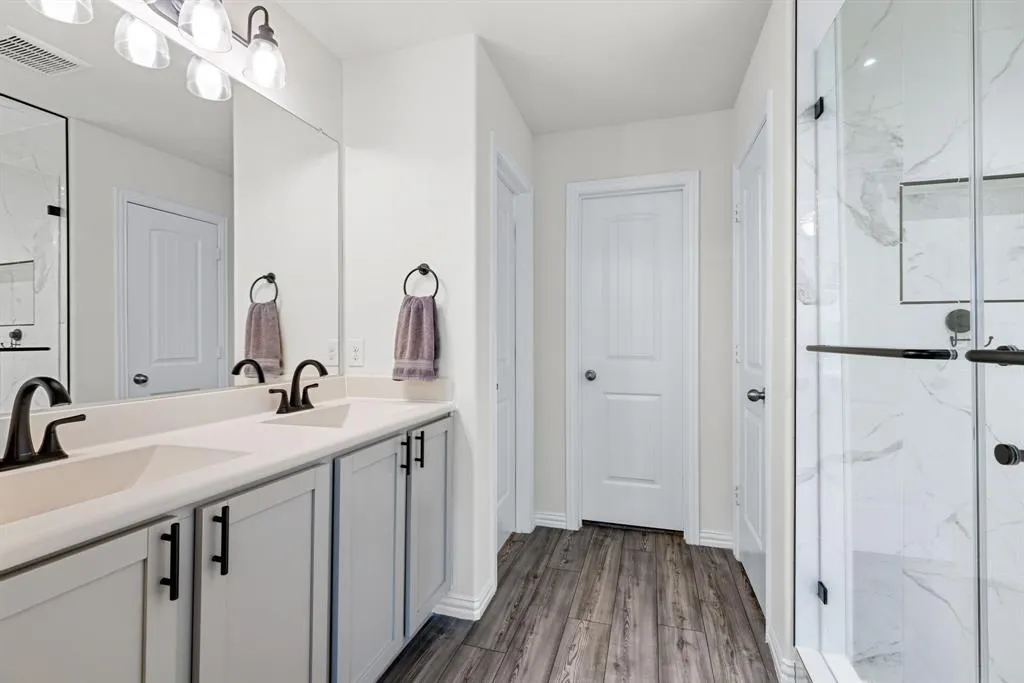 1301 Chapel Hill Drive