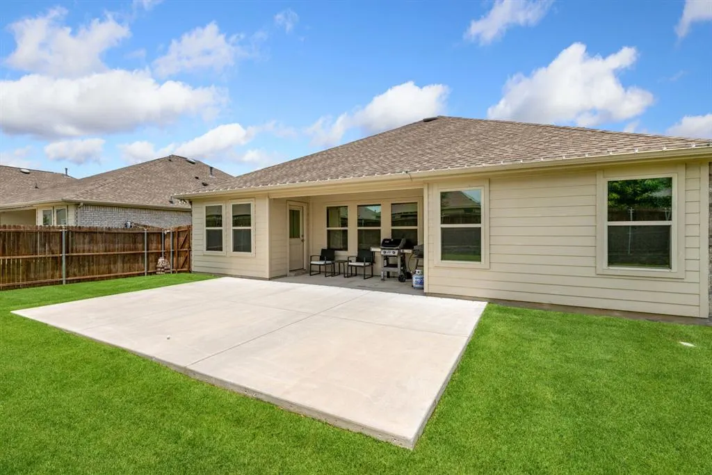 1301 Chapel Hill Drive