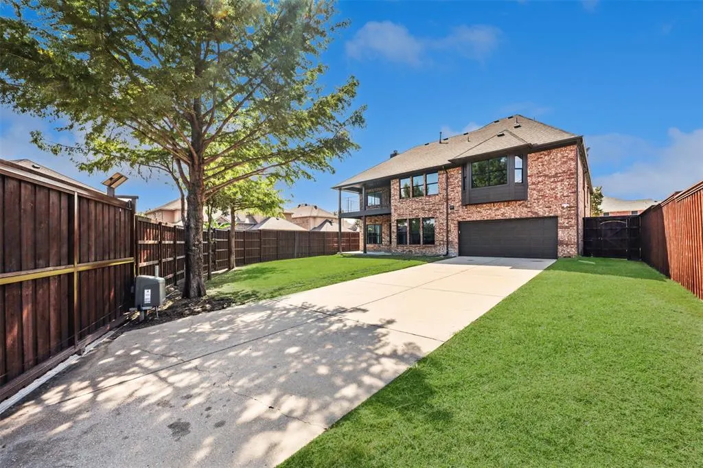 11868 Tangerine Lane