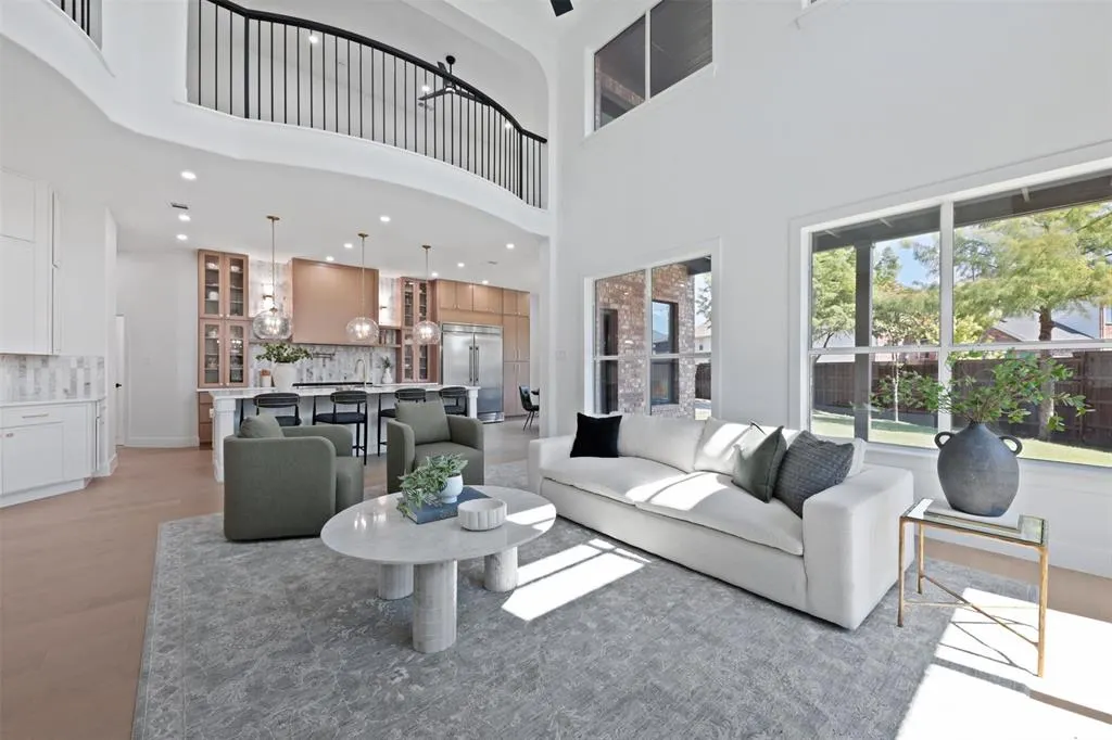 11868 Tangerine Lane