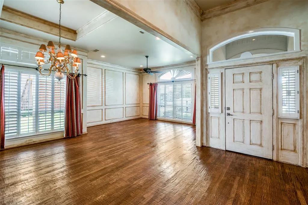 4437 Jenning Drive