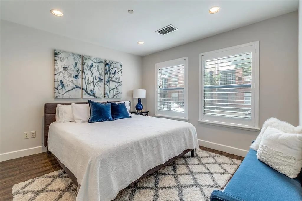 2420 Hugo Street, #2