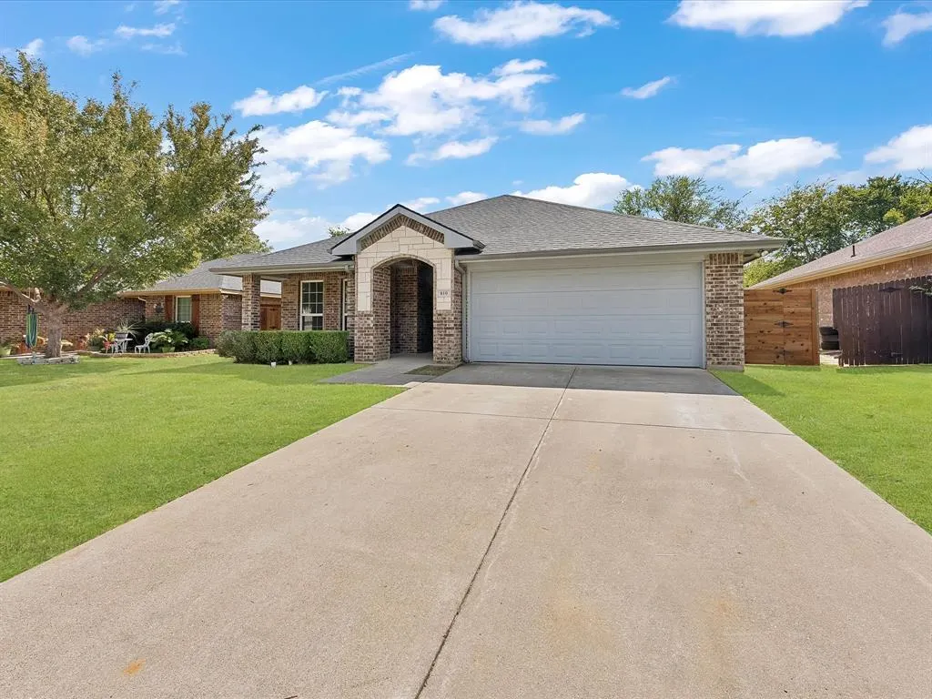 810 Ranch Road