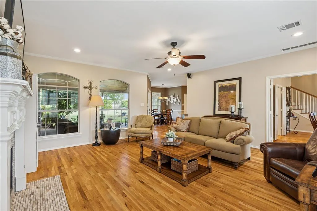 20 Trailridge Drive