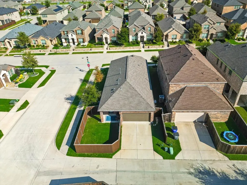 2200 Barx Drive