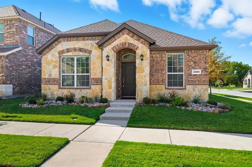 2200 Barx Drive
