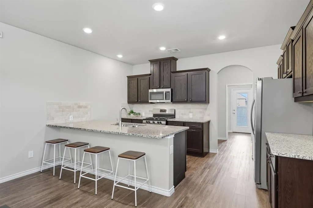 2200 Barx Drive