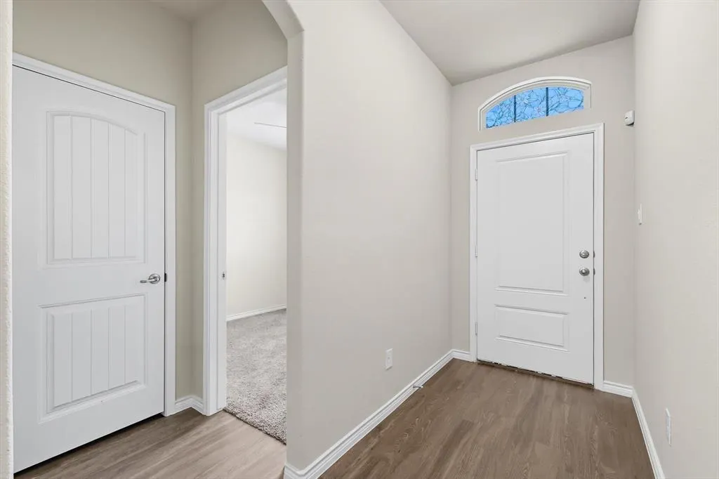 2200 Barx Drive