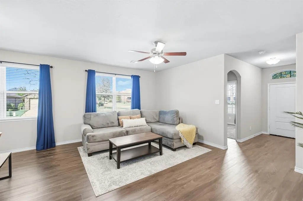 2200 Barx Drive