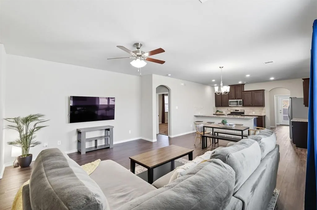 2200 Barx Drive