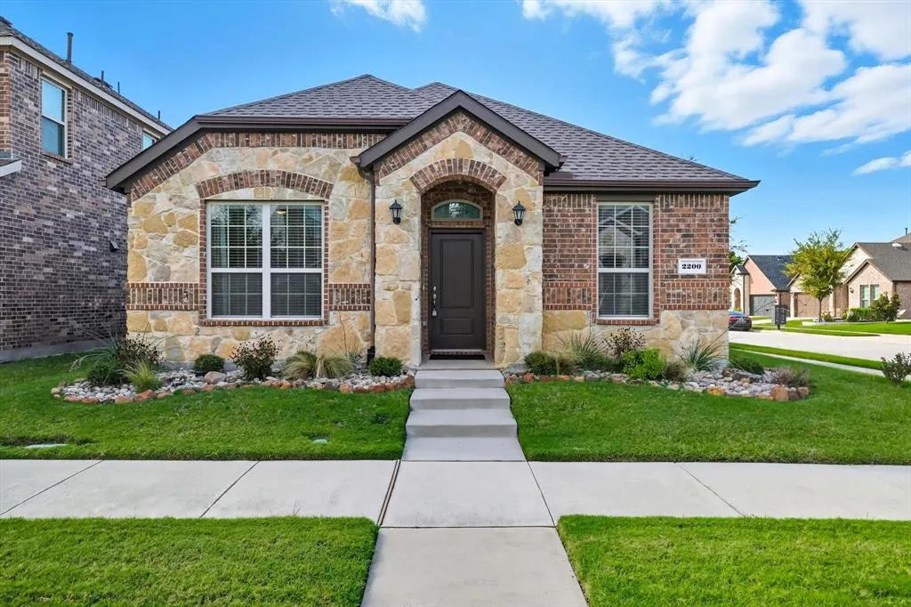 2200 Barx Drive