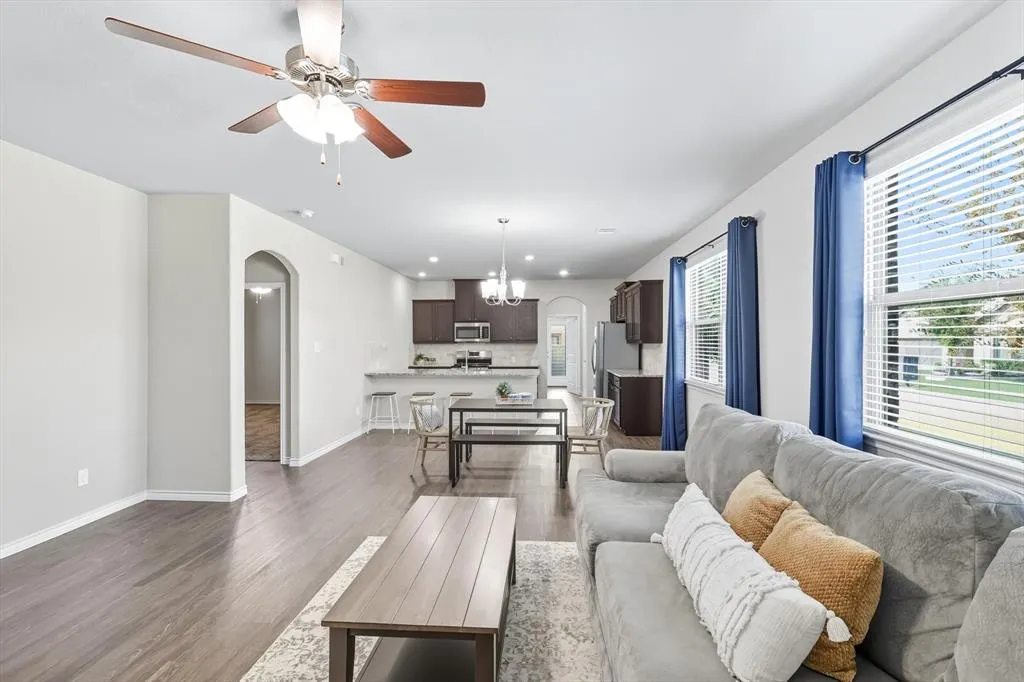 2200 Barx Drive