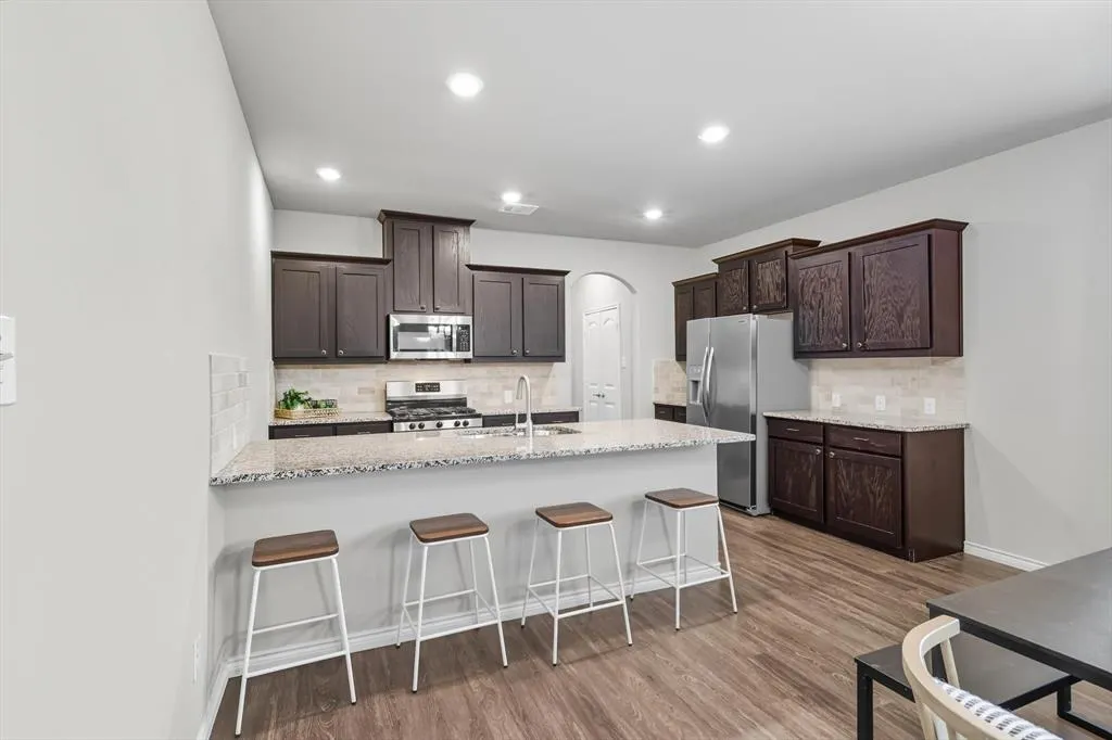 2200 Barx Drive