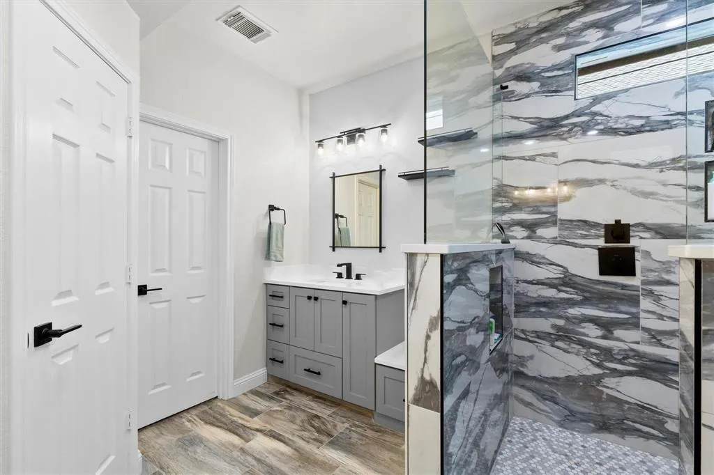 704 Wooded Creek Lane