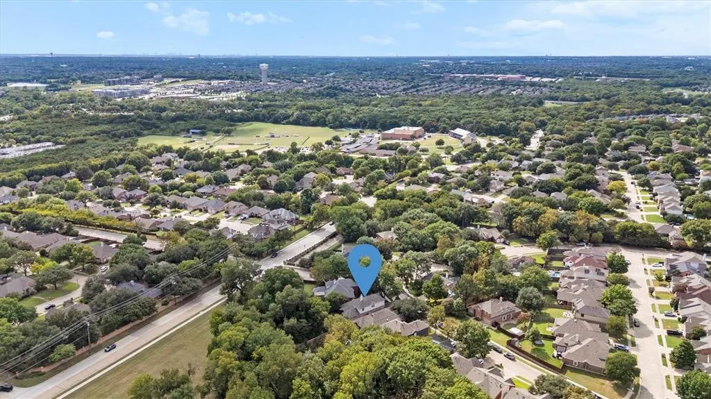 704 Wooded Creek Lane