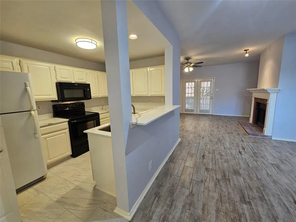 12660 Hillcrest Road, #8106