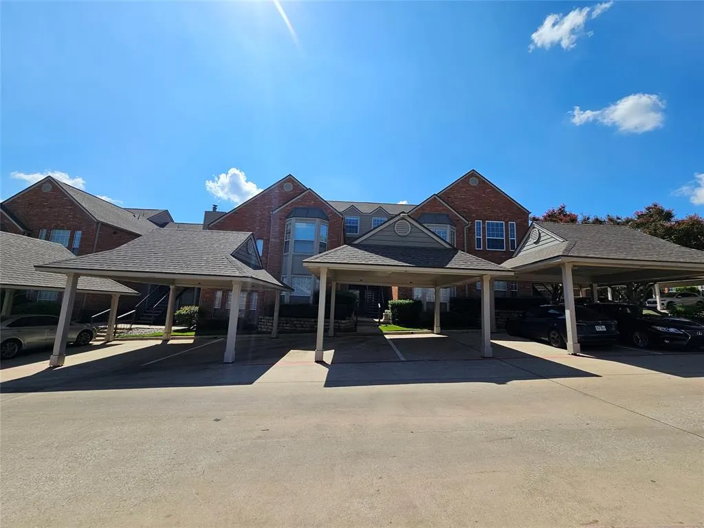 12660 Hillcrest Road, #8106
