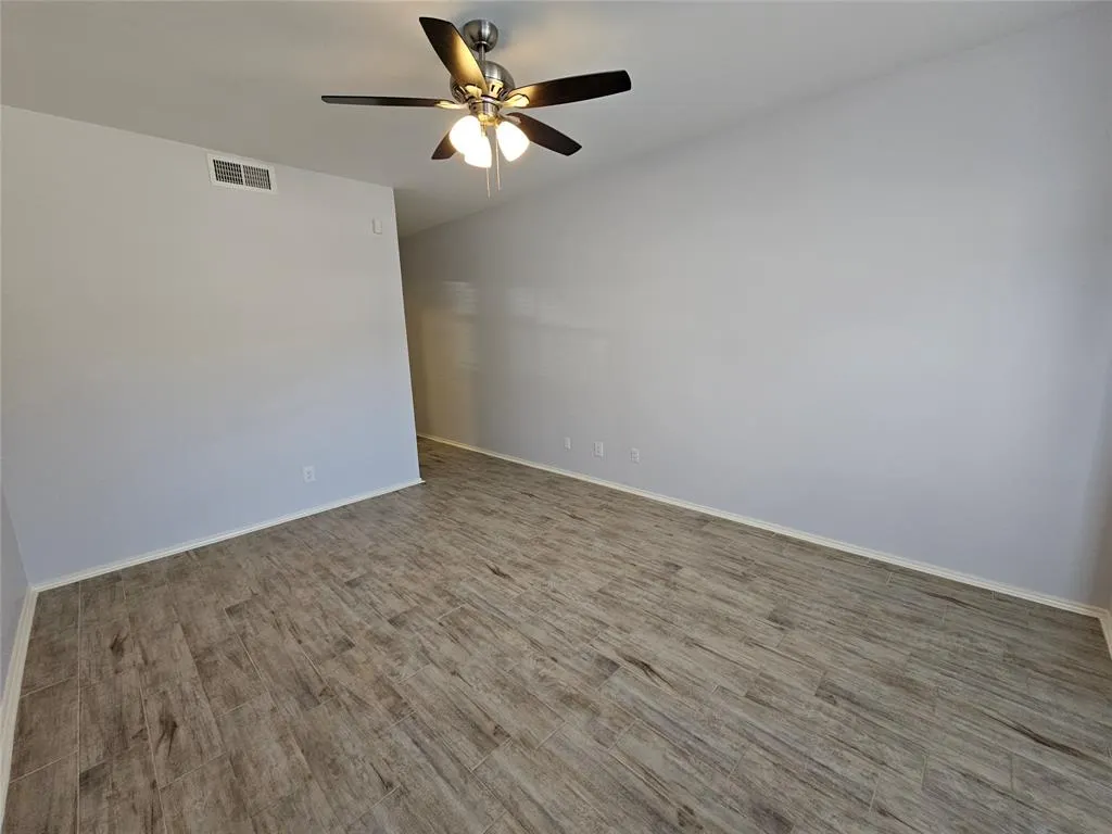 12660 Hillcrest Road, #8106