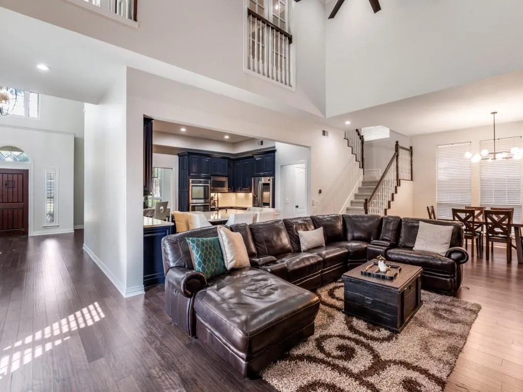 4560 Old Pond Drive