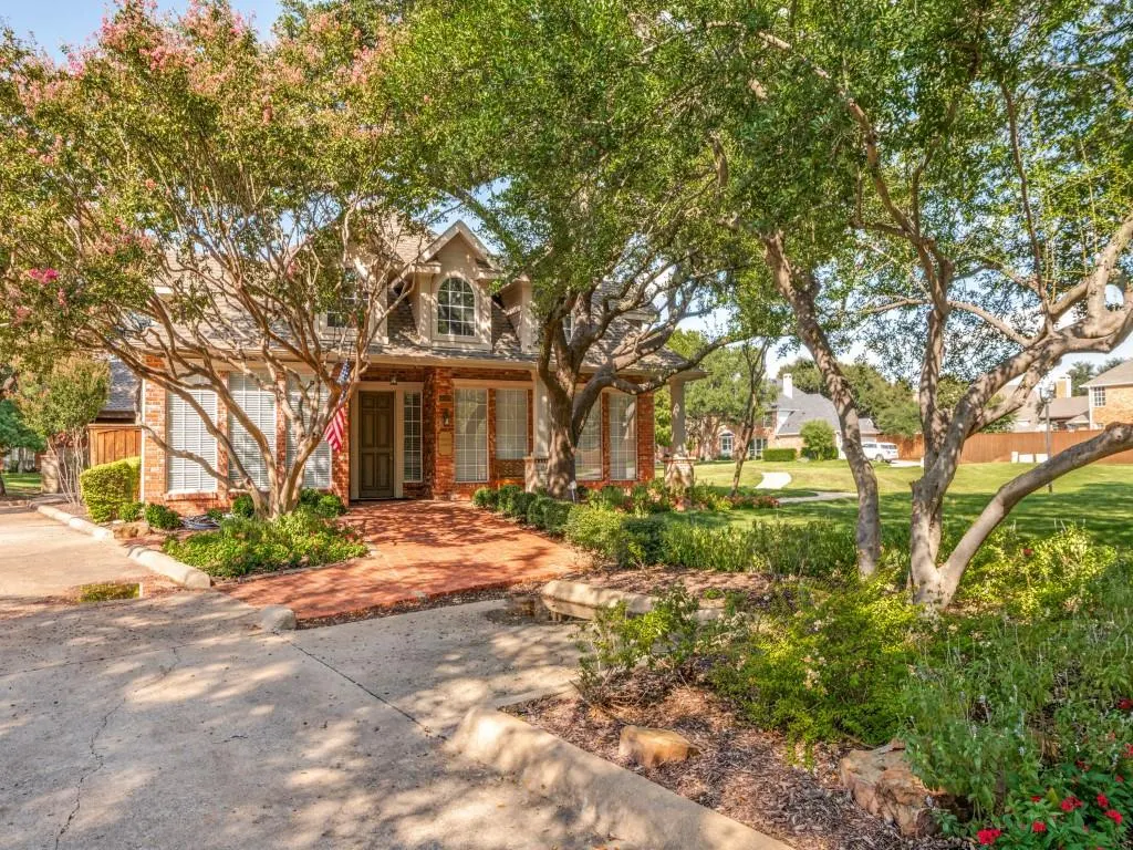 4560 Old Pond Drive