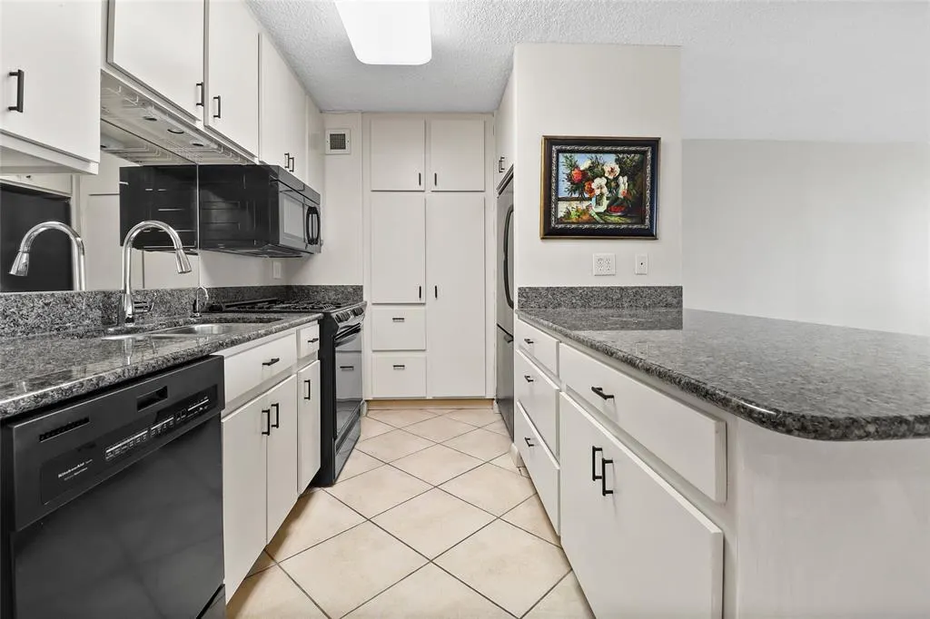 3883 Turtle Creek Boulevard, #707