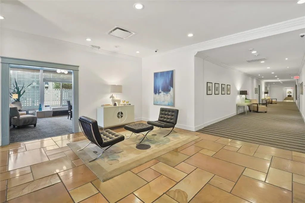 3883 Turtle Creek Boulevard, #707