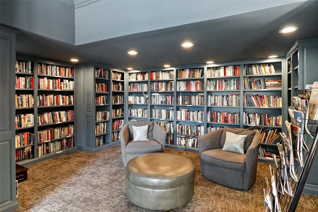 3883 Turtle Creek Boulevard, #707