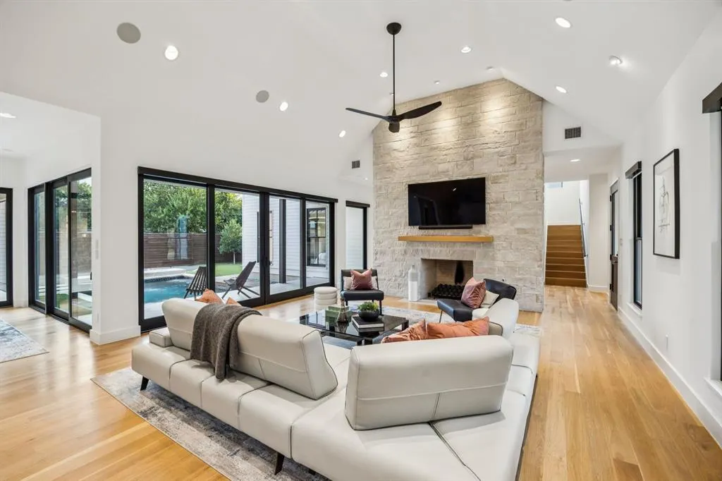 3974 Durango Drive