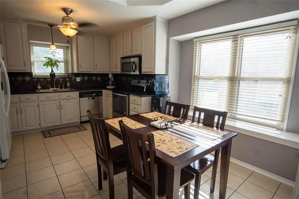 2323 Ridgestone Drive