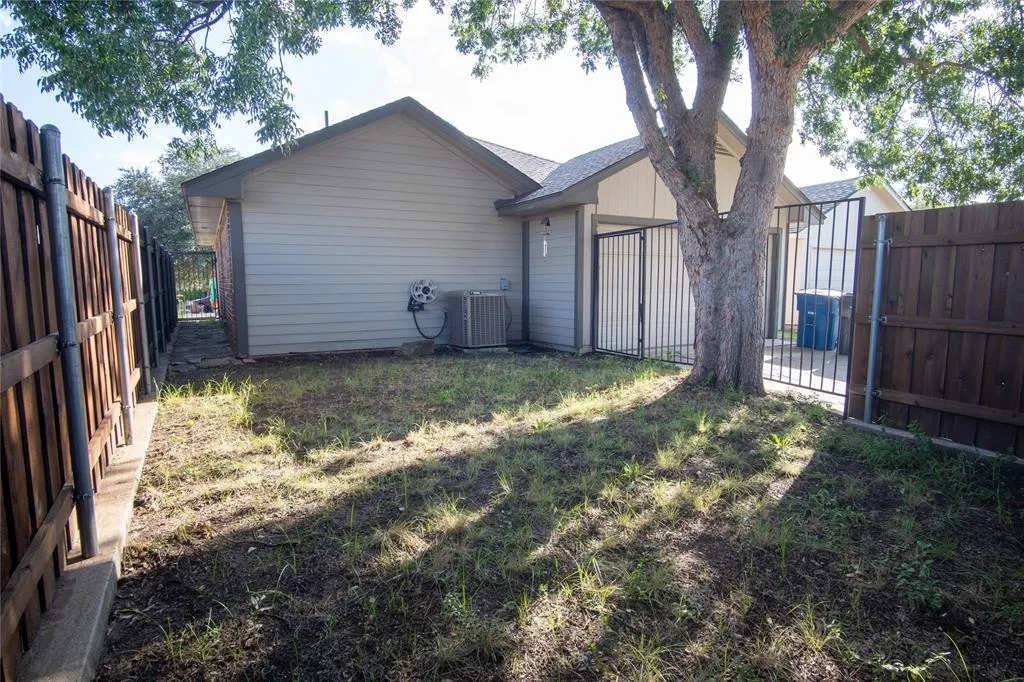 2323 Ridgestone Drive