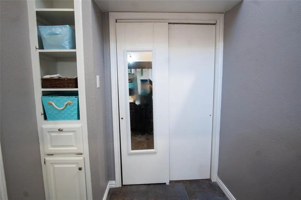 2323 Ridgestone Drive