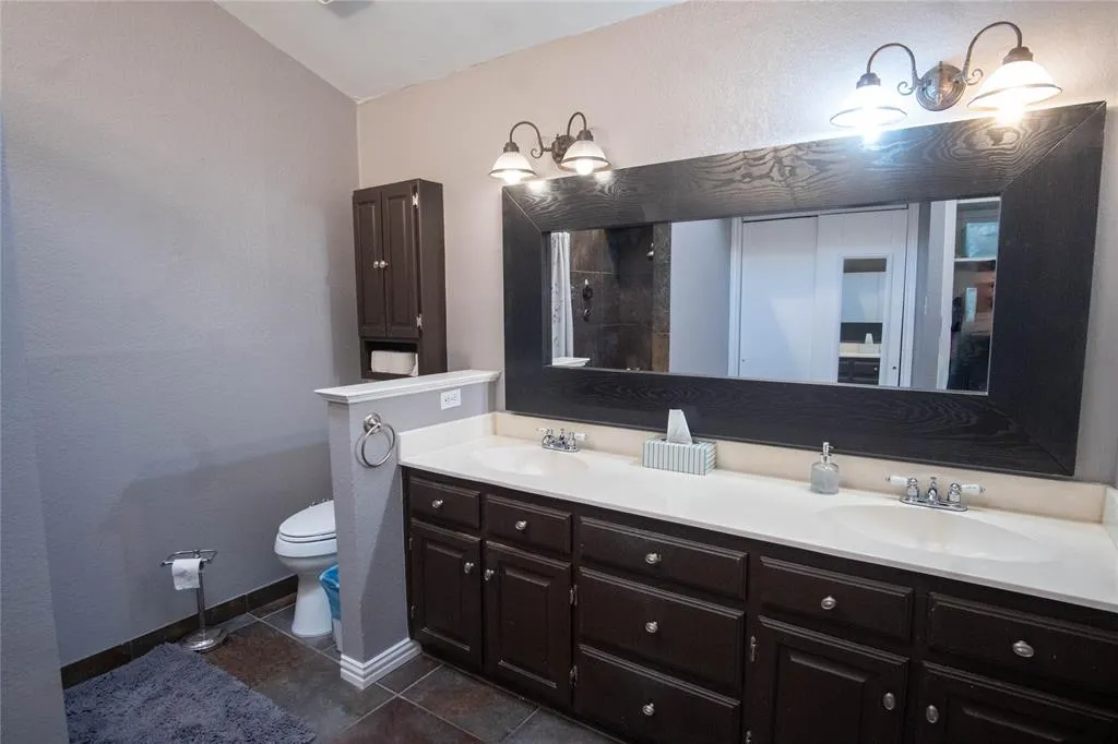 2323 Ridgestone Drive