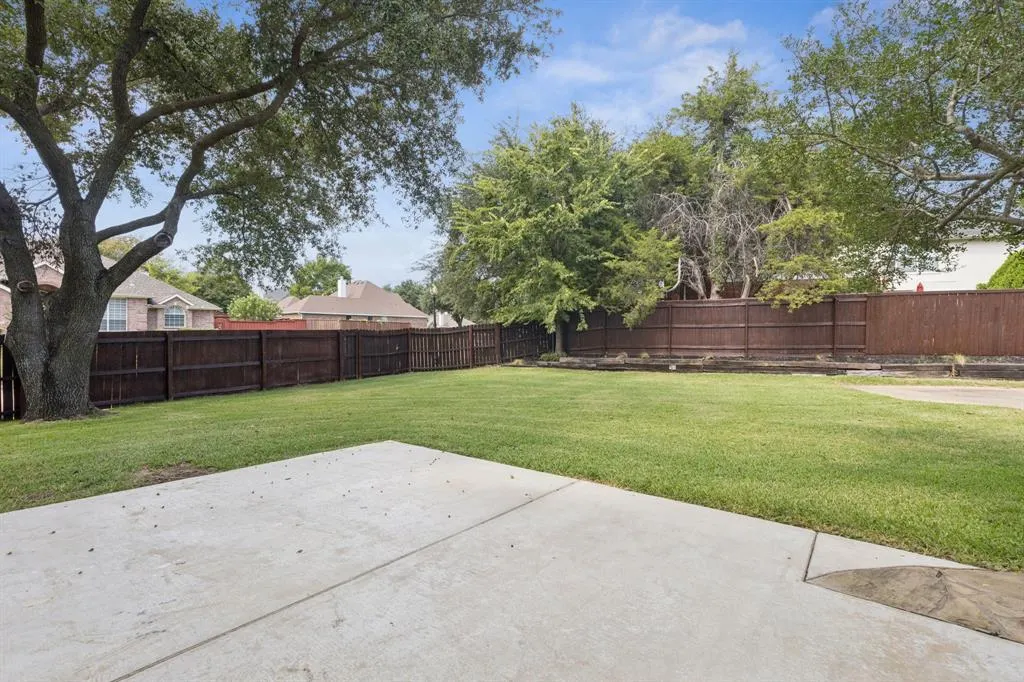 3201 Heatherbrook Drive
