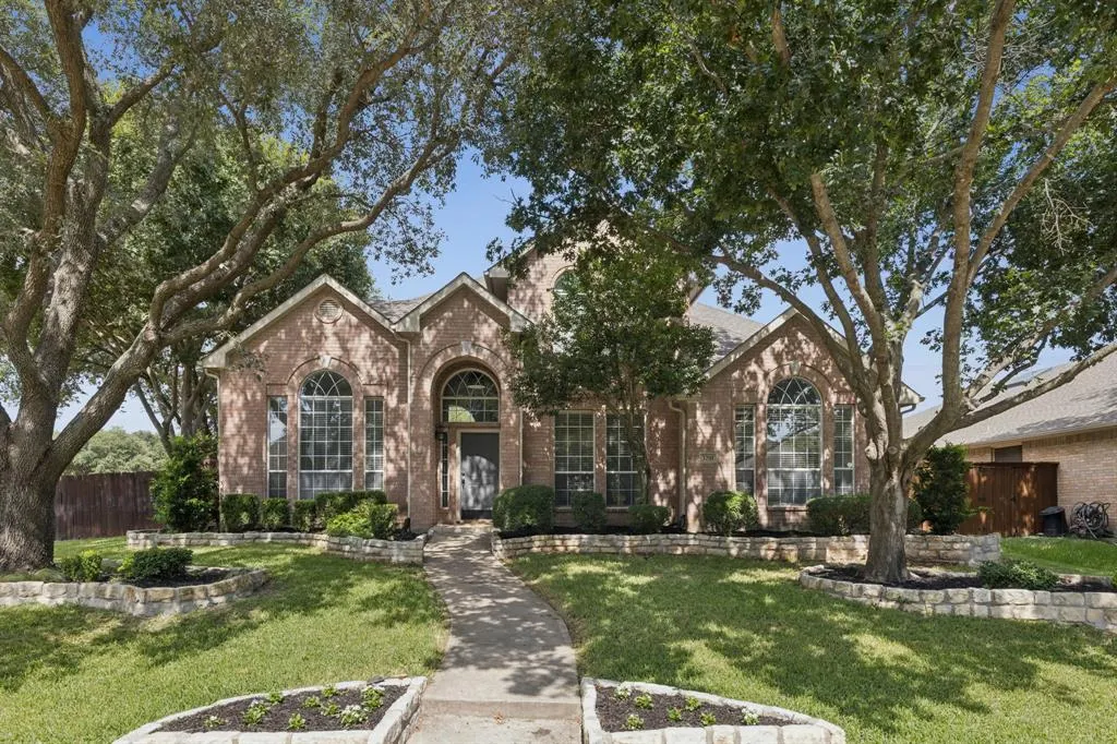 3201 Heatherbrook Drive