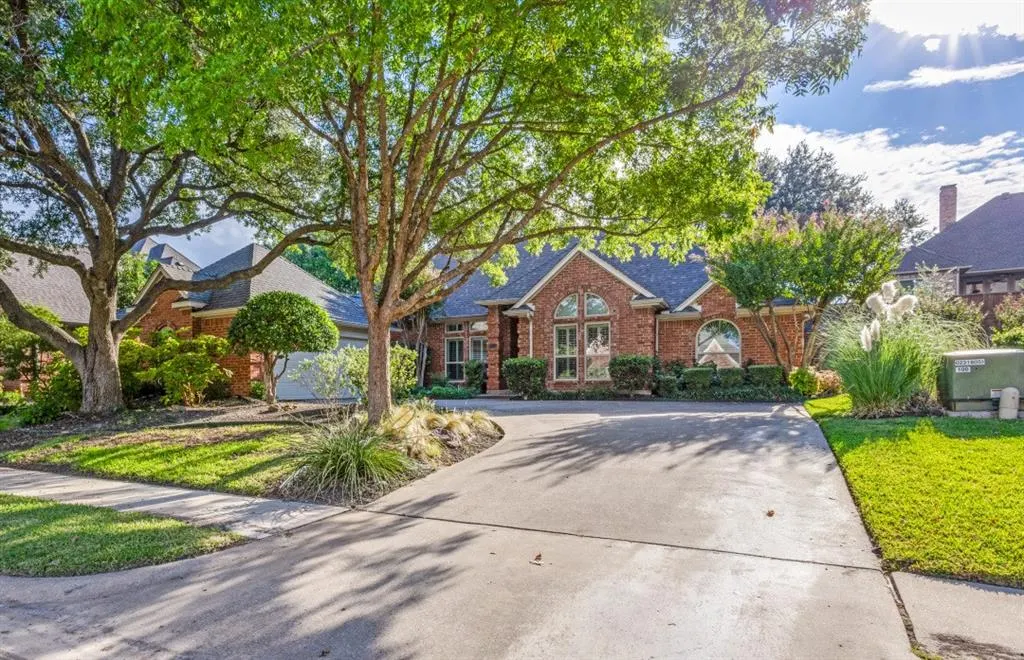 1005 Lakewood Drive