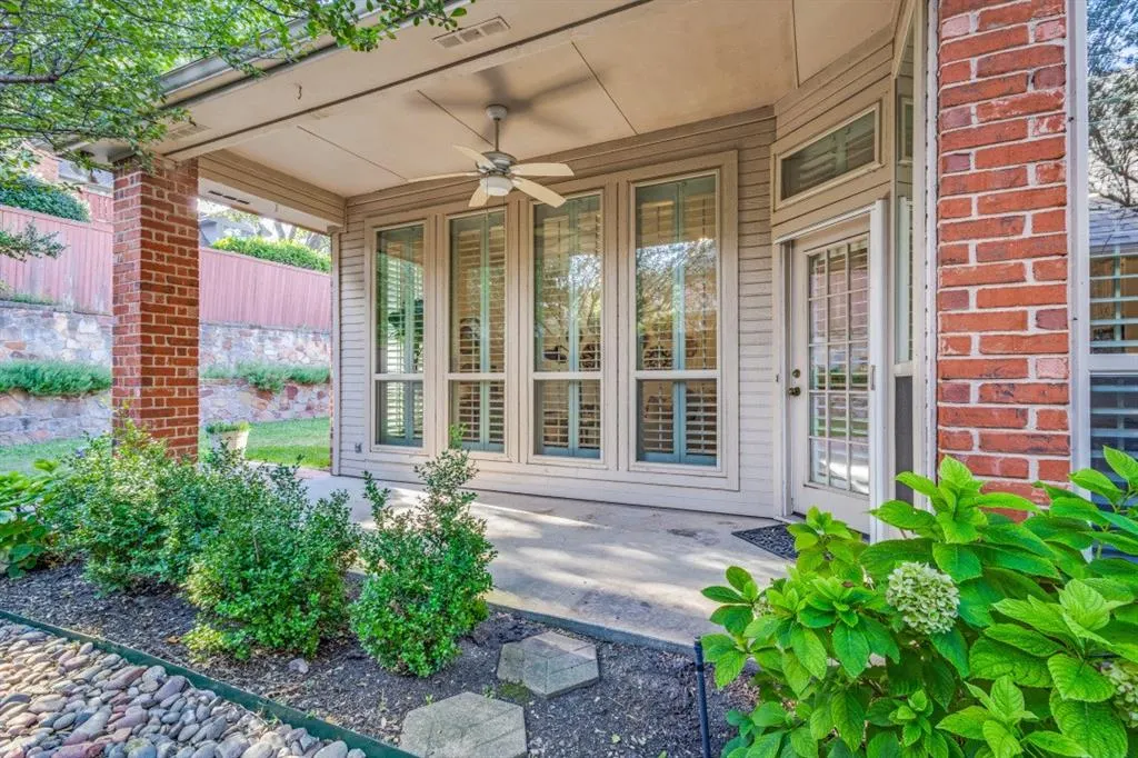 1005 Lakewood Drive