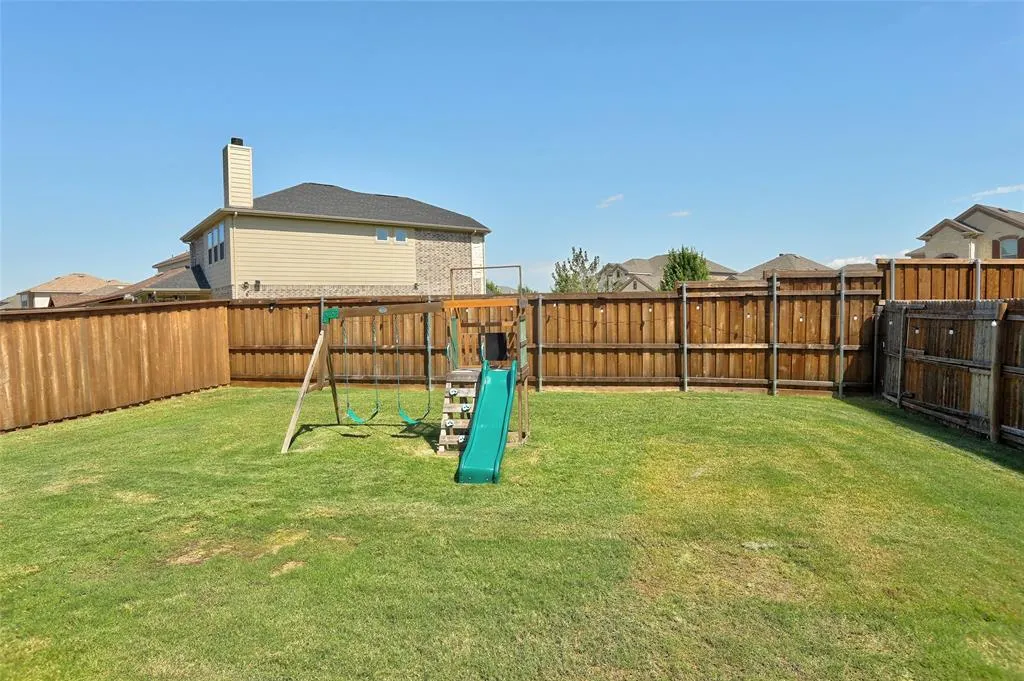 5209 Mcclellan Drive