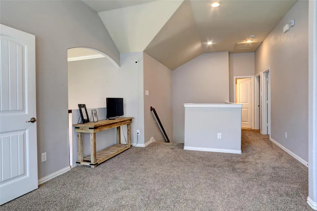 5209 Mcclellan Drive