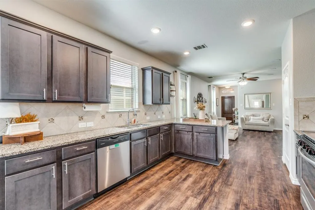 2433 Larimar Drive