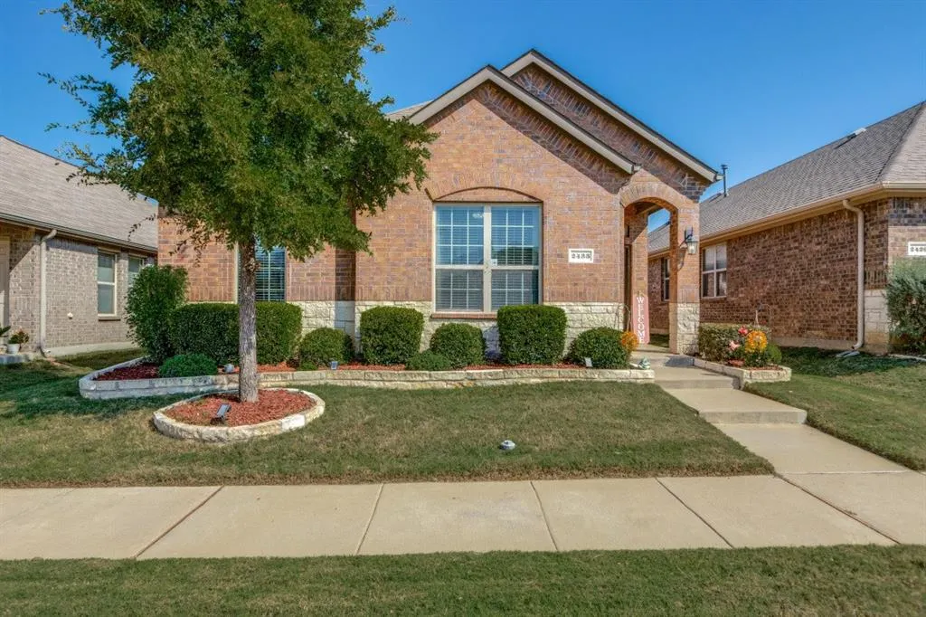 2433 Larimar Drive