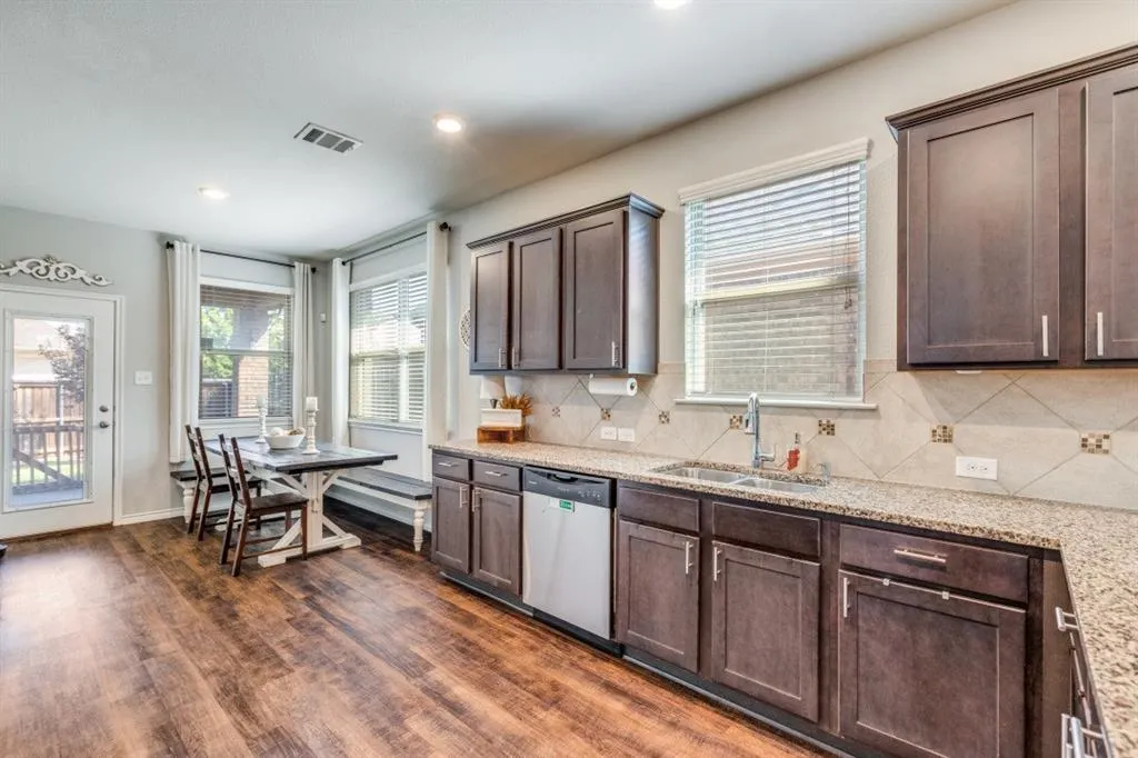 2433 Larimar Drive