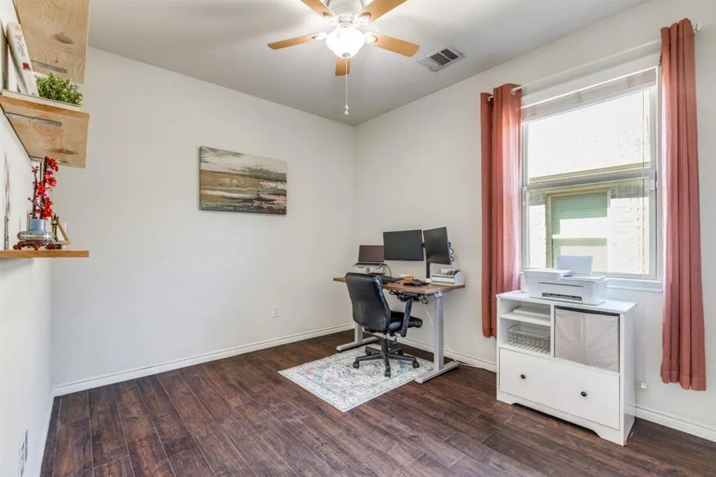 2433 Larimar Drive