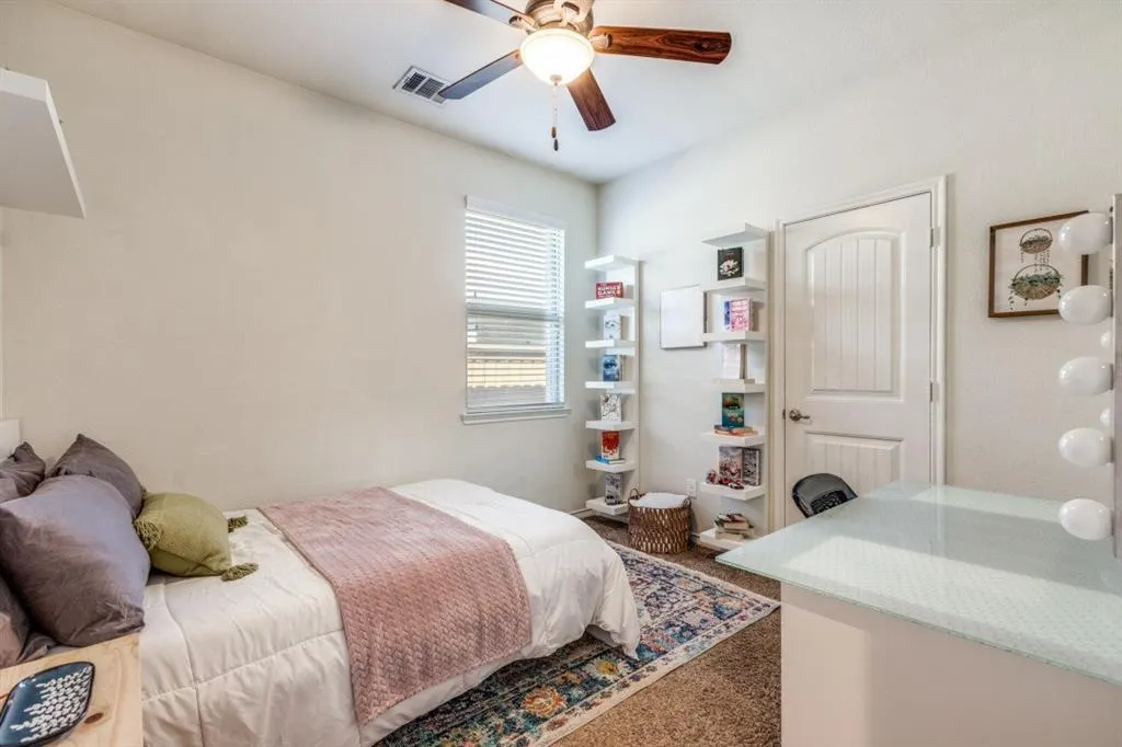 2433 Larimar Drive