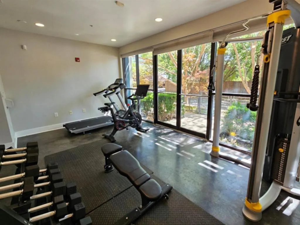 4414 Cedar Springs Road, #323