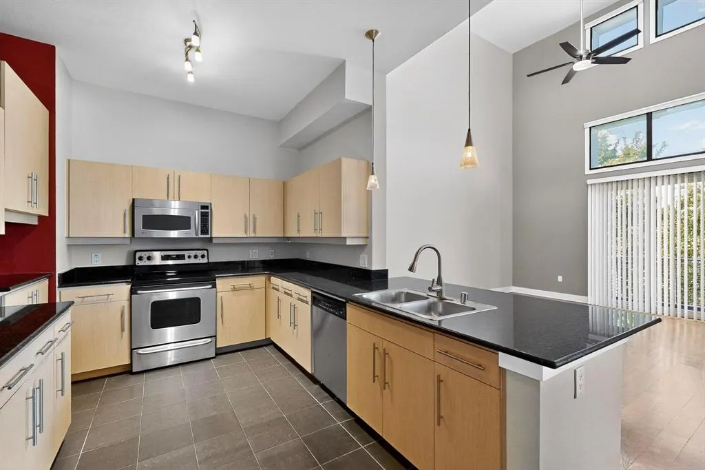 4414 Cedar Springs Road, #323